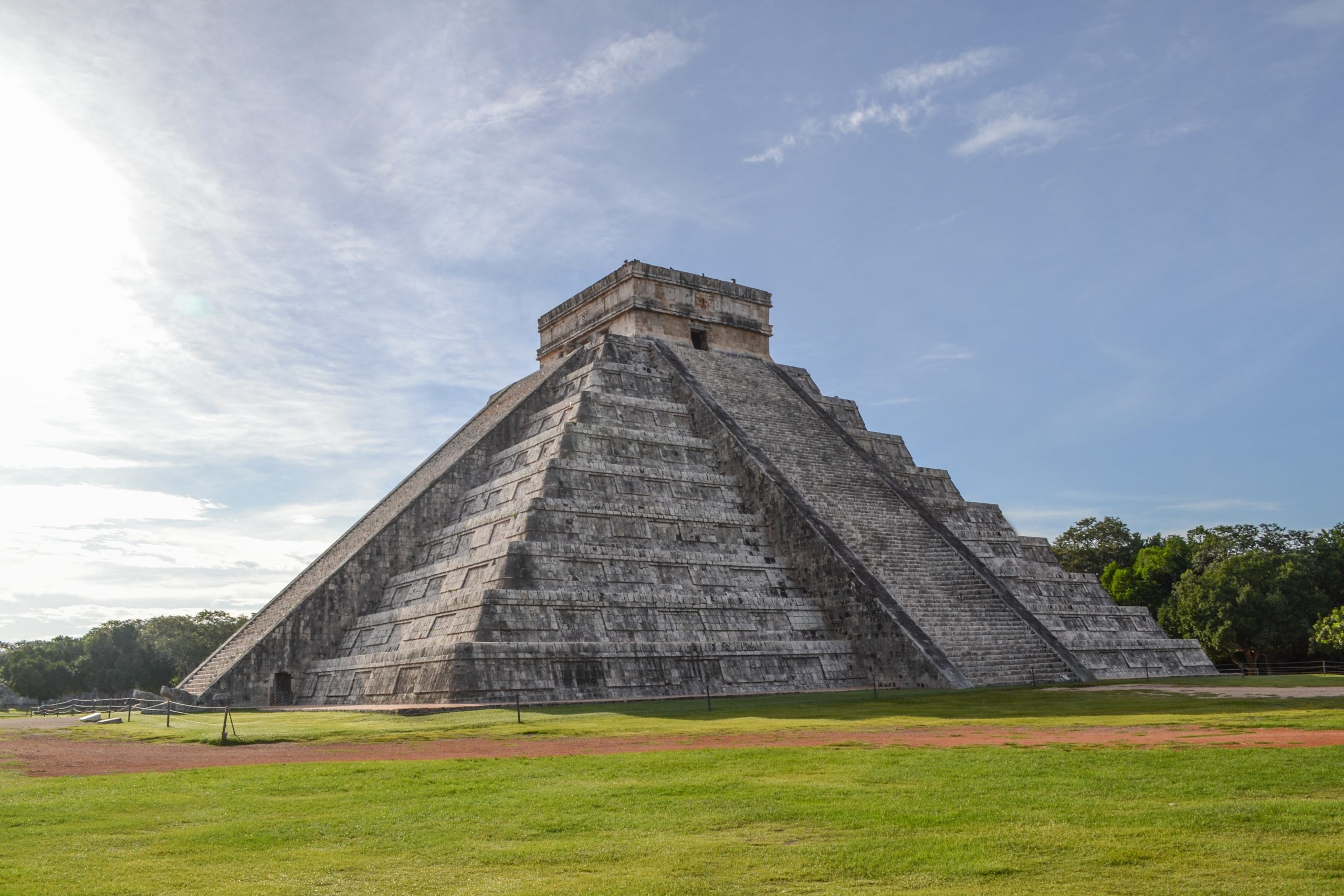 Pyramid Kukulcan in Chichen Itza, Mexico